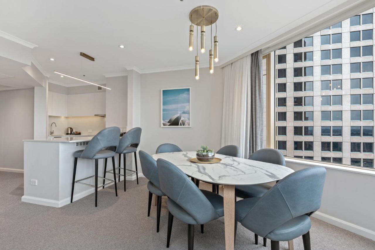 Deluxe Two-Bedroom Apartment with Harbor View